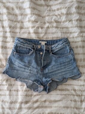 H&M Light Blue Scalloped Denim Cutoff Shorts